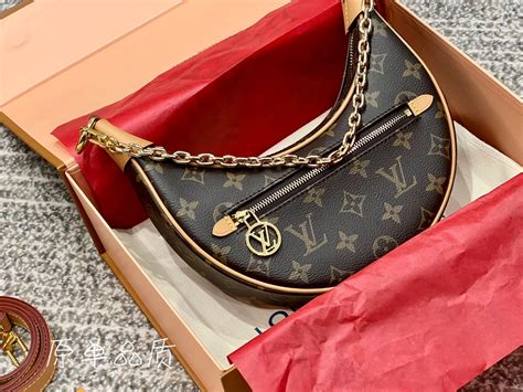 louis vuitton circle purse|lv loop bag 2021.